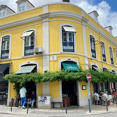 Apartman Studios With Mezzanine Rua Da Moeda *