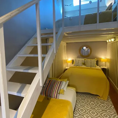 With Mezzanine Rua Da Moeda Apartment Lisbon