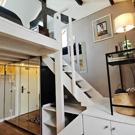 Apartman Studios With Mezzanine Rua Da Moeda *
