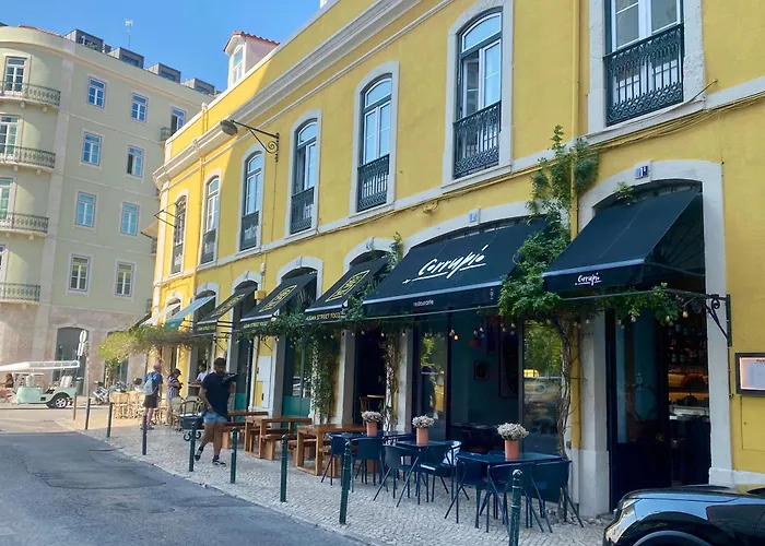 With Mezzanine Rua Da Moeda *