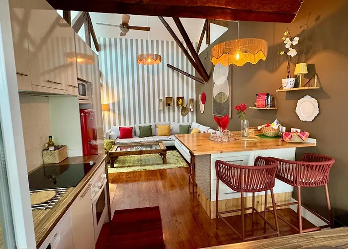 Appartamento With Mezzanine Rua Da Moeda Lisbona