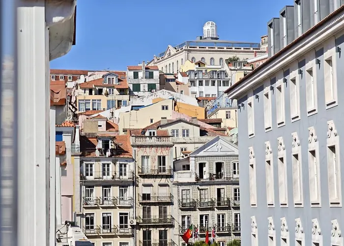 Appartamento With Mezzanine Rua Da Moeda