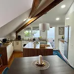 Apartamento With Mezzanine Rua Da Moeda *