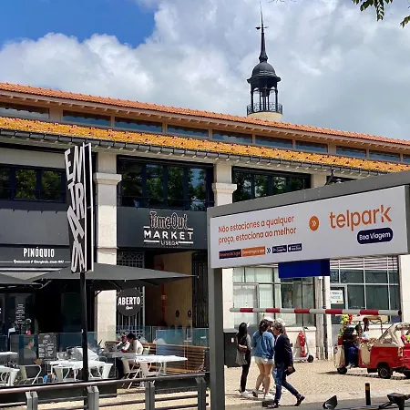 With Mezzanine Rua Da Moeda Apartmán