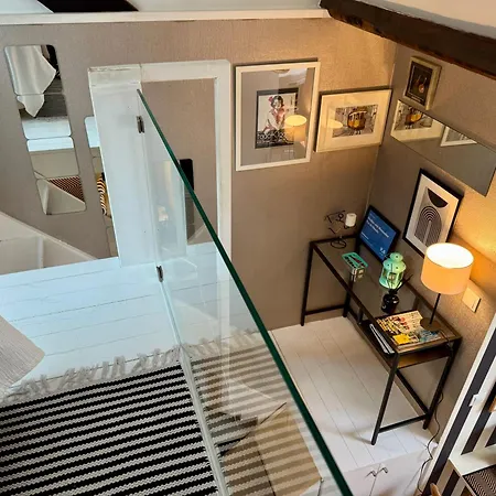 With Mezzanine Rua Da Moeda Apartamento