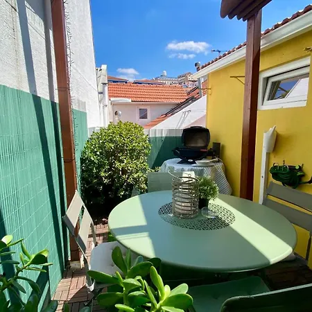 Studios With Mezzanine Rua Da Moeda