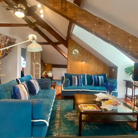 With Mezzanine Rua Da Moeda