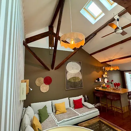 Studios With Mezzanine Rua Da Moeda Apartman