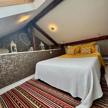 Apartment With Mezzanine Rua Da Moeda Lisbon