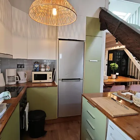 Apartment With Mezzanine Rua Da Moeda