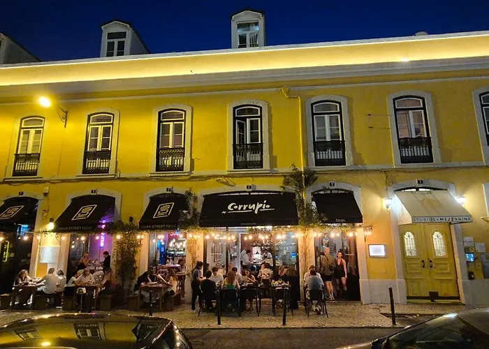 Studios With Mezzanine Rua Da Moeda