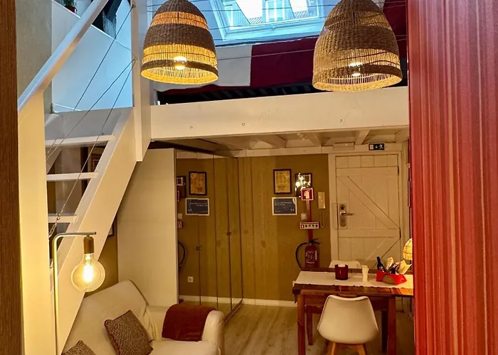 Studios With Mezzanine Rua Da Moeda Apartman *